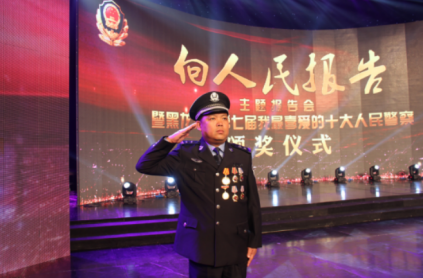 一线刑警朱振龙：我们不冲上去 受伤的就是老百姓