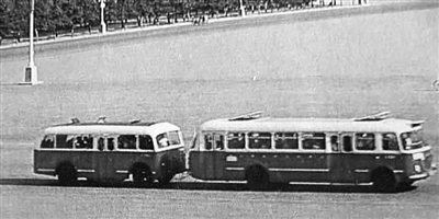 67年历史“大1路”变为纯电动车