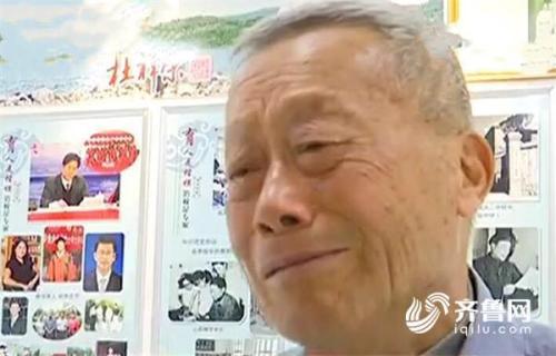 81岁教师穿5元布鞋助学百万 后悔未见父亲最后一面