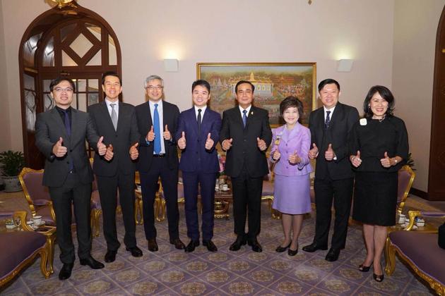 泰国总理会见刘强东 推动价值千亿泰铢泰国商品出口