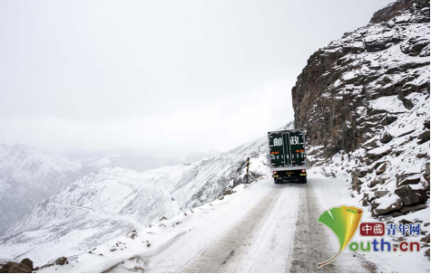 康巴汉子其美多吉：“雪线邮路”上的英雄信使