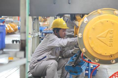 讲述中国故事 擦亮中国品牌