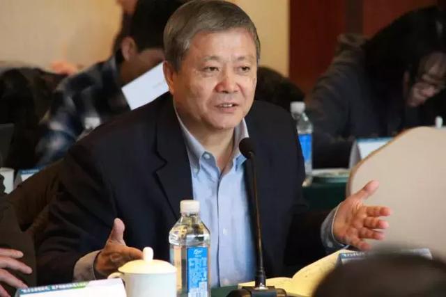 配方注册制时代：国产奶粉的机遇与挑战