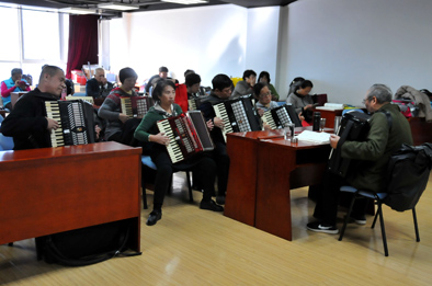 手风琴泰斗的十年一课