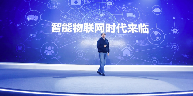 联想刘军：智能设备核心价值是服务 明年3月推新品牌