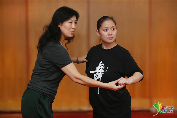 “绍剧传承人”施洁净:三十年梨园不忘初心