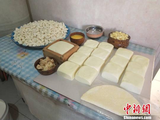 “察干伊德”制作传承人:守好蒙古族传统美食的“半壁江山”