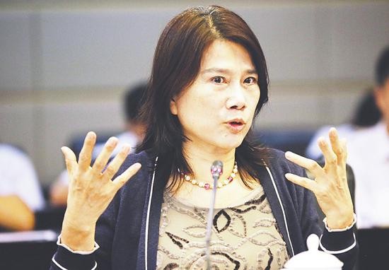 董明珠：员工退休每人送两房一厅