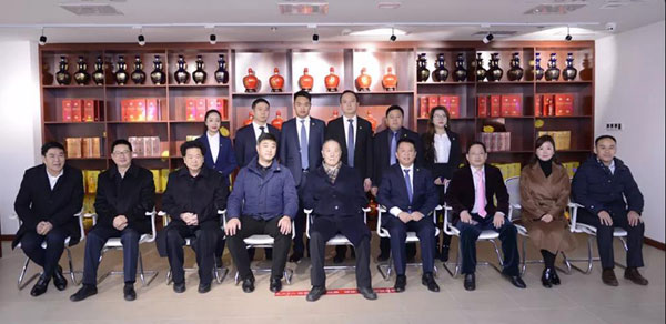 厉无畏视察天朝上品