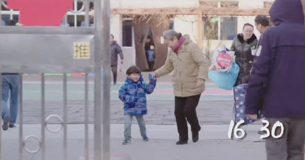 “老漂”父母:只要别嫌我老,你漂,我就漂