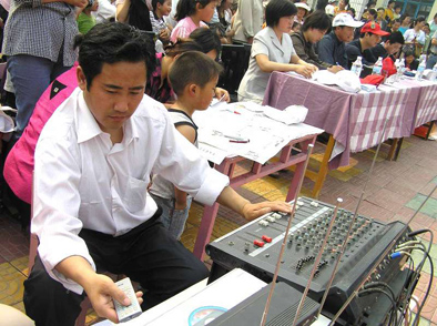 一个农民&ldquo;导演&rdquo;和他的20载&ldquo;村晚&rdquo; 