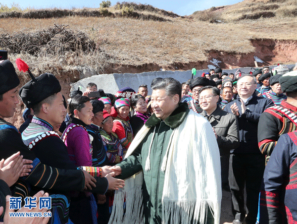 习近平春节前夕赴四川看望慰问各族干部群众