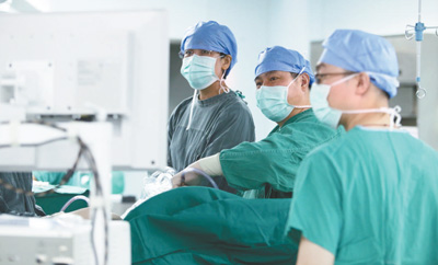 大牌医生&ldquo;抱团&rdquo;创业(聚焦&middot;探访医生集团(上))