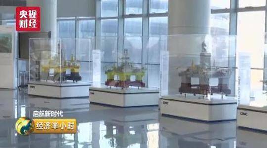 中国造出37层楼高海上巨无霸 钻井深度超最深海沟