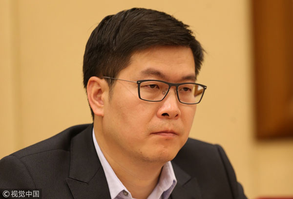 聚焦两会：马化腾、董明珠、雷军等企业大佬都说了啥?
