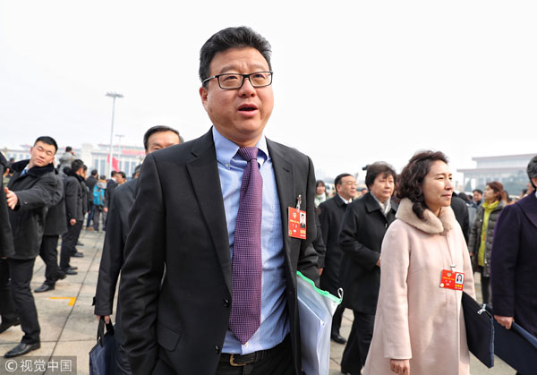 聚焦两会：马化腾、董明珠、雷军等企业大佬都说了啥?