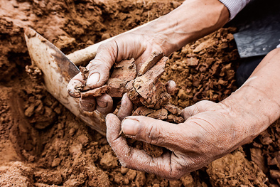 喀什土陶守望者