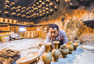 喀什土陶守望者