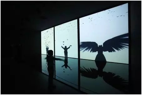 当时尚遇上AI 中国时尚产业重塑新格局丨时装评论