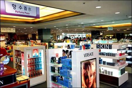 中国代购成韩国化妆品&ldquo;终结者&rdquo; 撑起免税店半边天