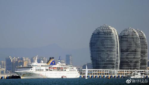 习近平与海南跨越40年的深情故事