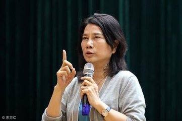 董明珠谈退休：心还像25岁 要让格力一人一套房