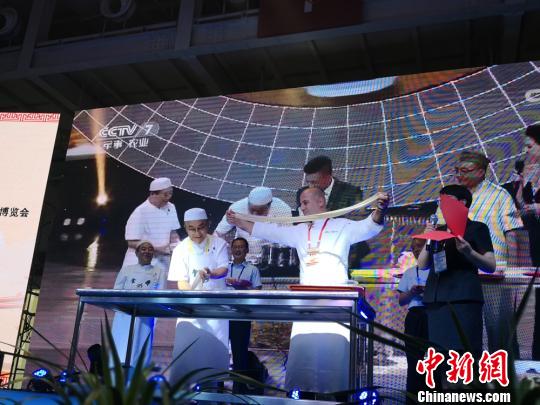 兰州牛肉拉面定&ldquo;行规&rdquo;：原汤和水比例