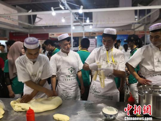 兰州牛肉拉面定“行规”：原汤和水比例不得大于1比2
