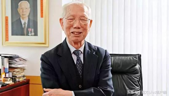 香港慈善家田家炳辞世：拥有亿万家财 每月花不到3千
