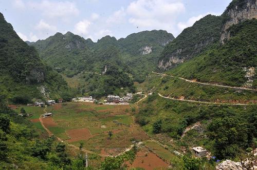 大山深处&ldquo;点灯人&rdquo;