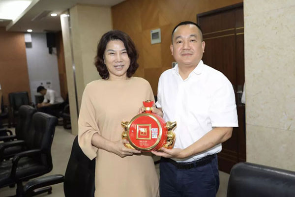 泸州老窖走进格力电器，开启民族品牌创新对话 