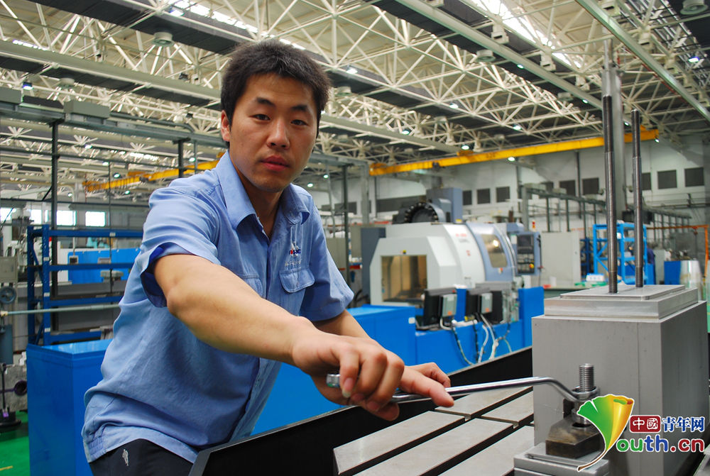 “航天铣工”马立冉：毫米之间打磨国之重器