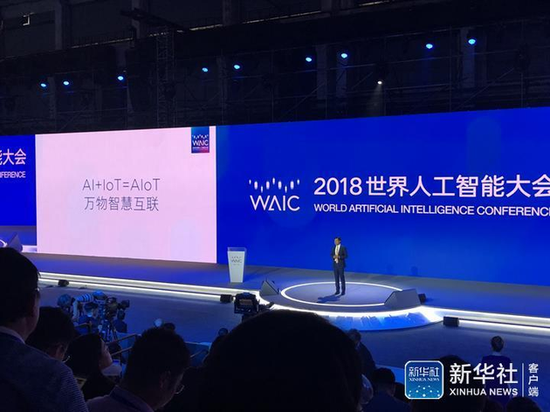 直击|小米雷军:不论走到哪 所有巨头都在说人工智能