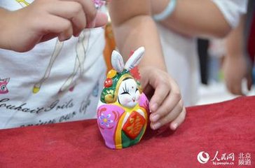  供兔儿爷、拜月、猜灯谜&hellip;&hellip;