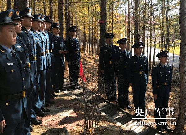 【网络媒体国防行】空军漠河雷达站：让天线在林海雪原旋转