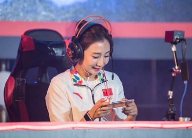 电子竞技:砒霜还是蜜糖?