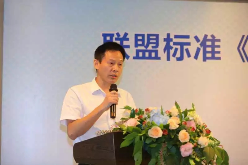 终于，标准定了!空调的安全使用年限是……