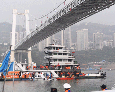 一场争分夺秒的水下大搜救