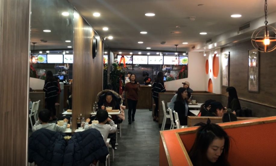 沙县小吃在美国开业3小时就关门 竟因人太多!