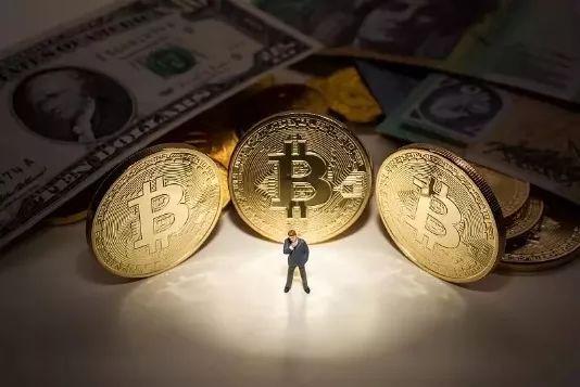 发生了什么?比特币一年跌去七成，矿机当废铁称斤卖...