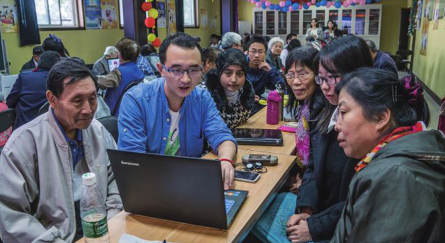 张佳鑫：当信息博士遇上&ldquo;夕阳红&rdquo;