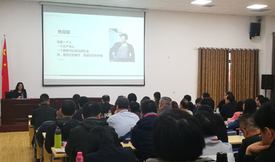 为什么每次讲课后大家都满眼泪水 