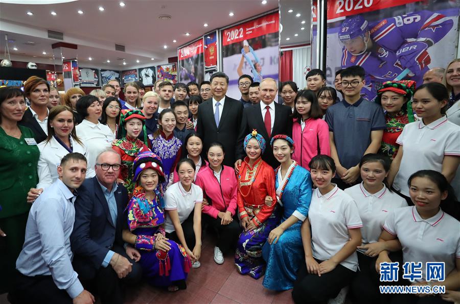 2018年,习近平的这些暖心瞬间