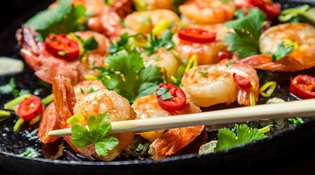 每逢佳节&ldquo;胖三斤&rdquo;?营养专家教你如何吃好不胖