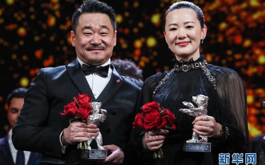 什么样的中国故事能把老外感动哭?《地久天长》：这不是电影，这是生活