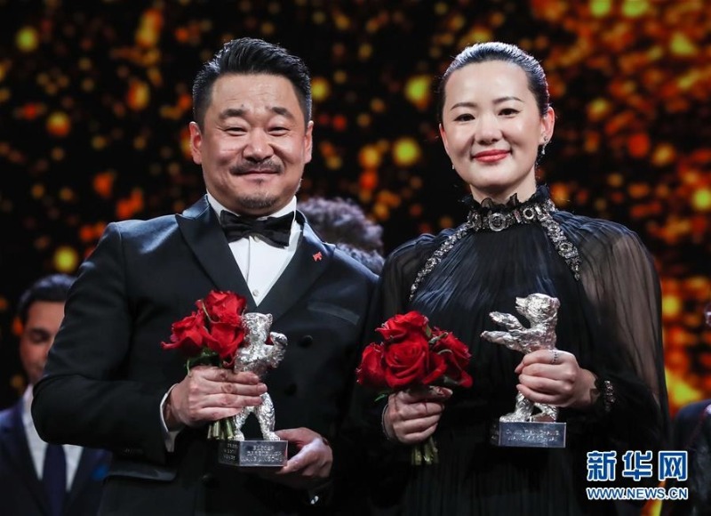 什么样的中国故事能把老外感动哭?《地久天长》:这不是电影,这是生活