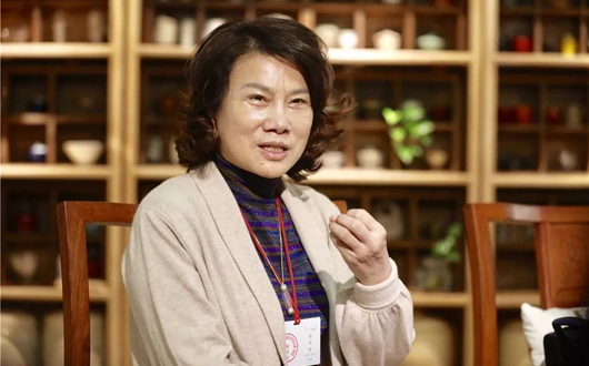 见证最强销售：采访董明珠后记者买了格力火锅