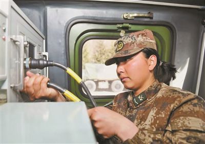 全国人大代表袁远：&ldquo;习主席勉励我当好标杆&rdquo;