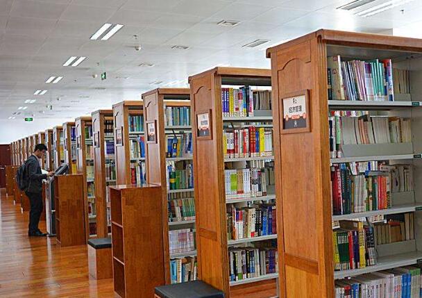 图书馆&ldquo;听书&rdquo;&mdash;&mdash;重庆社区居民新生活