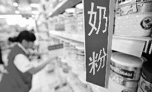 配方奶粉&ldquo;香精&rdquo;调查：国产乳企拒绝添加 外资品牌仍见香兰素